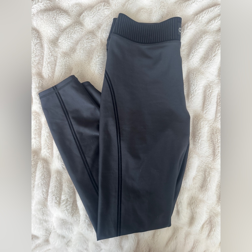 ALO Yoga Black Leggings